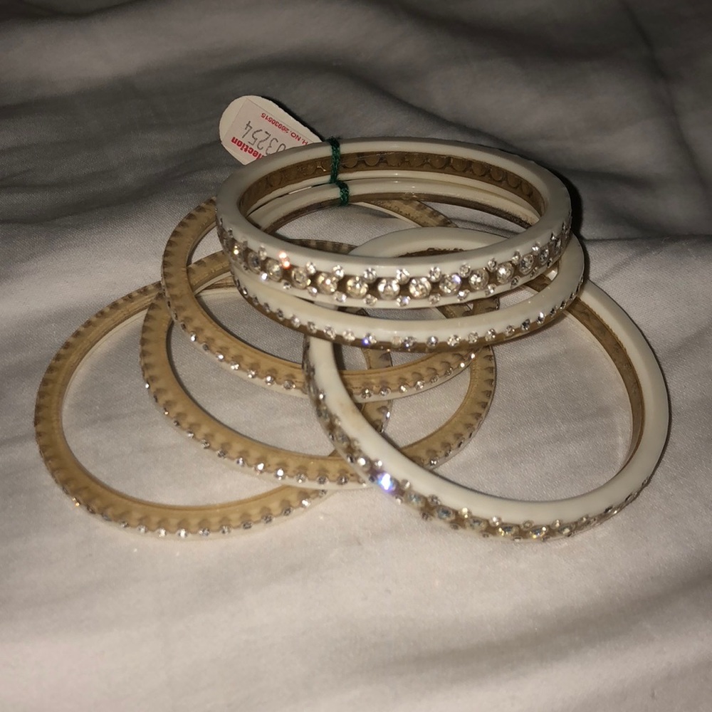 💘Bombay bangles set of 3